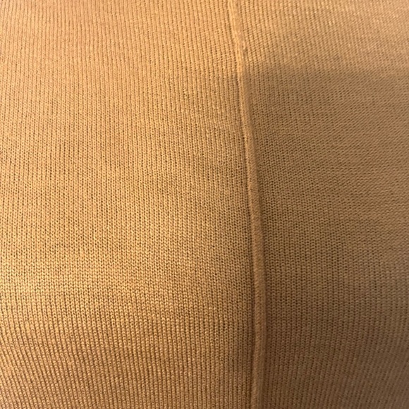 Women’s H&M size M, golden mustard colored seamed‎ tunic sweater. - Picture 5 of 6